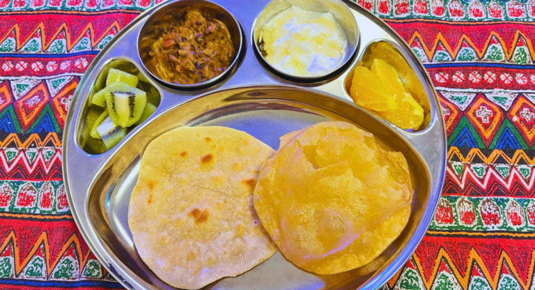家庭で楽しむ本格インド料理:全粒粉のパン「チャパティ」の作り方 | Bharat Hub