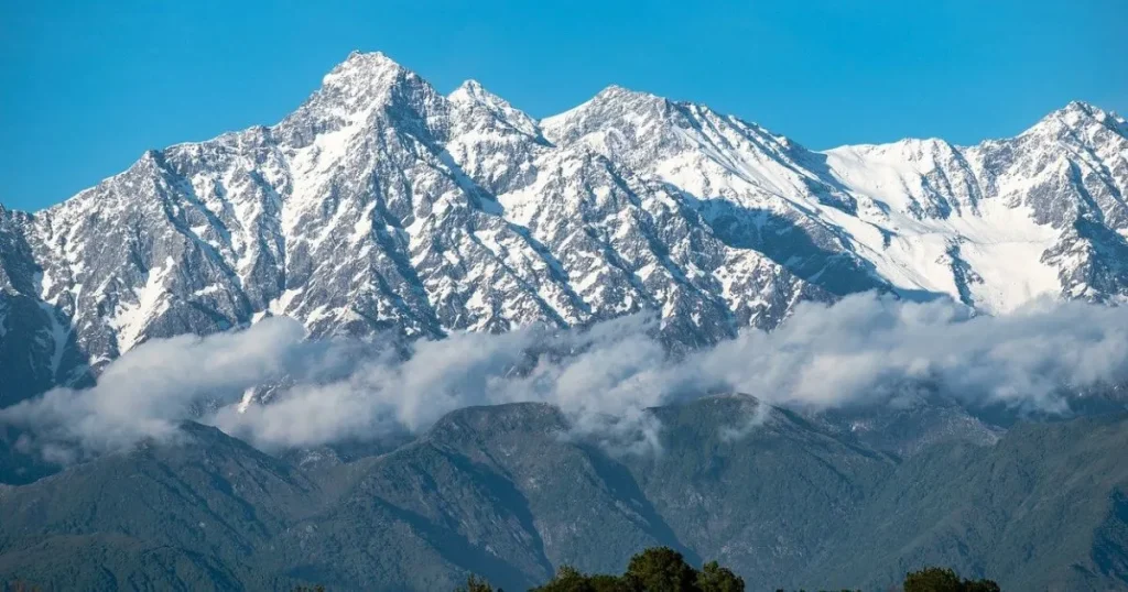 冬の雪山